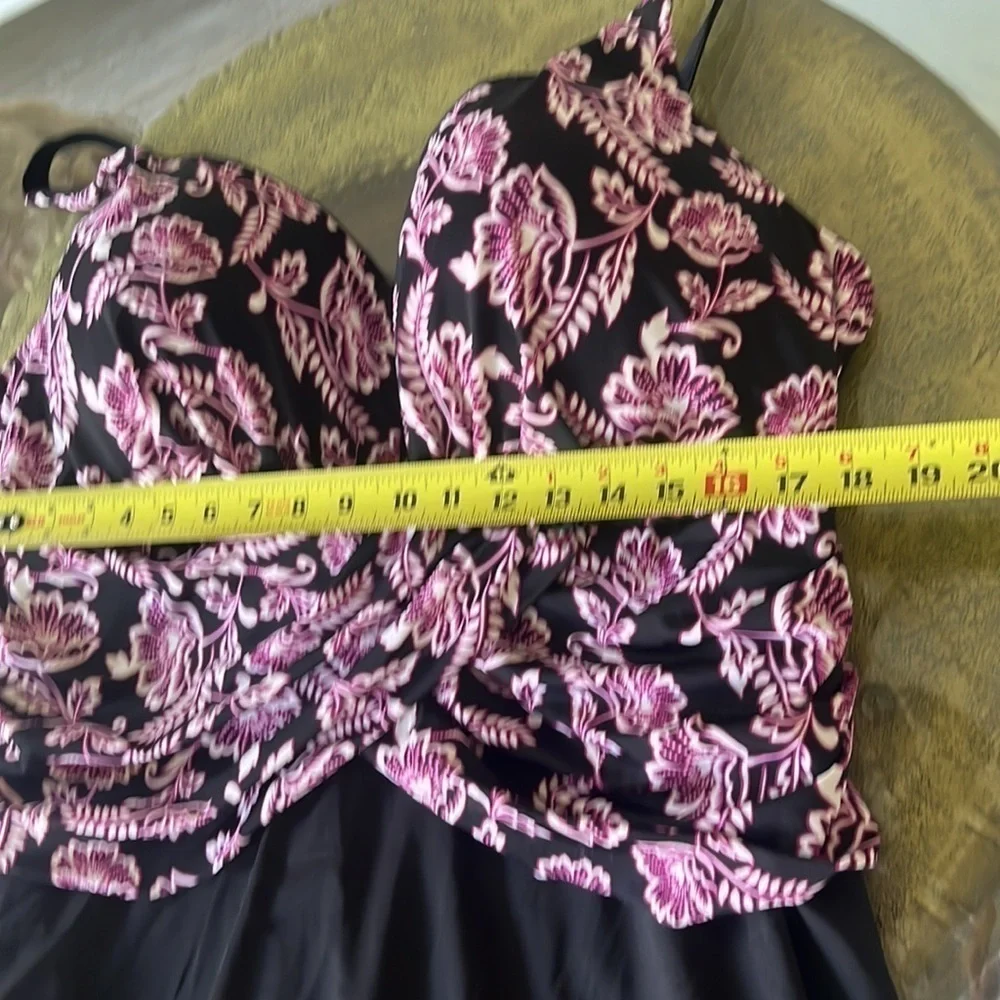Swimsuits For All size 24
